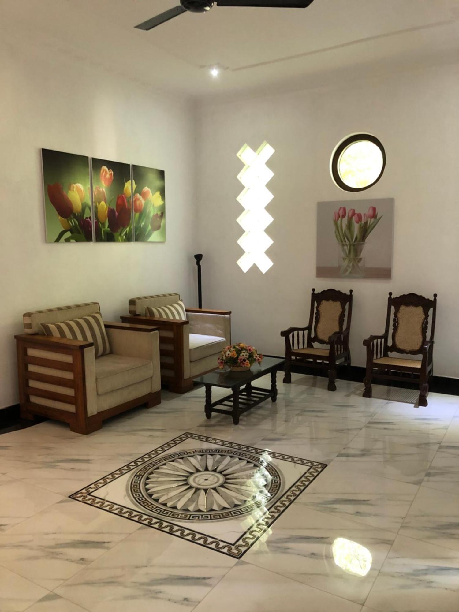 Sri Lankan Villa Elagawagoda Екстериор снимка