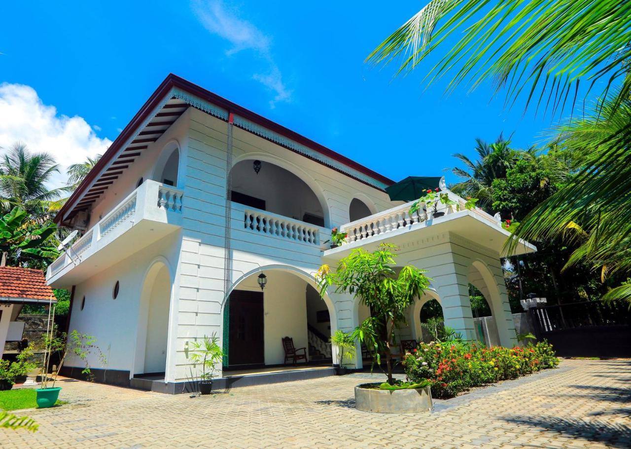 Sri Lankan Villa Elagawagoda Екстериор снимка